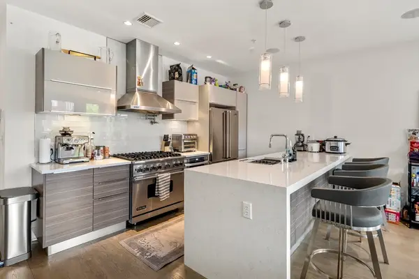 48 Gold St #102, Boston, MA 02127