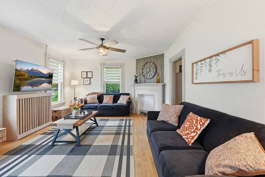 26 Fales St, Worcester, MA 01606 - #3