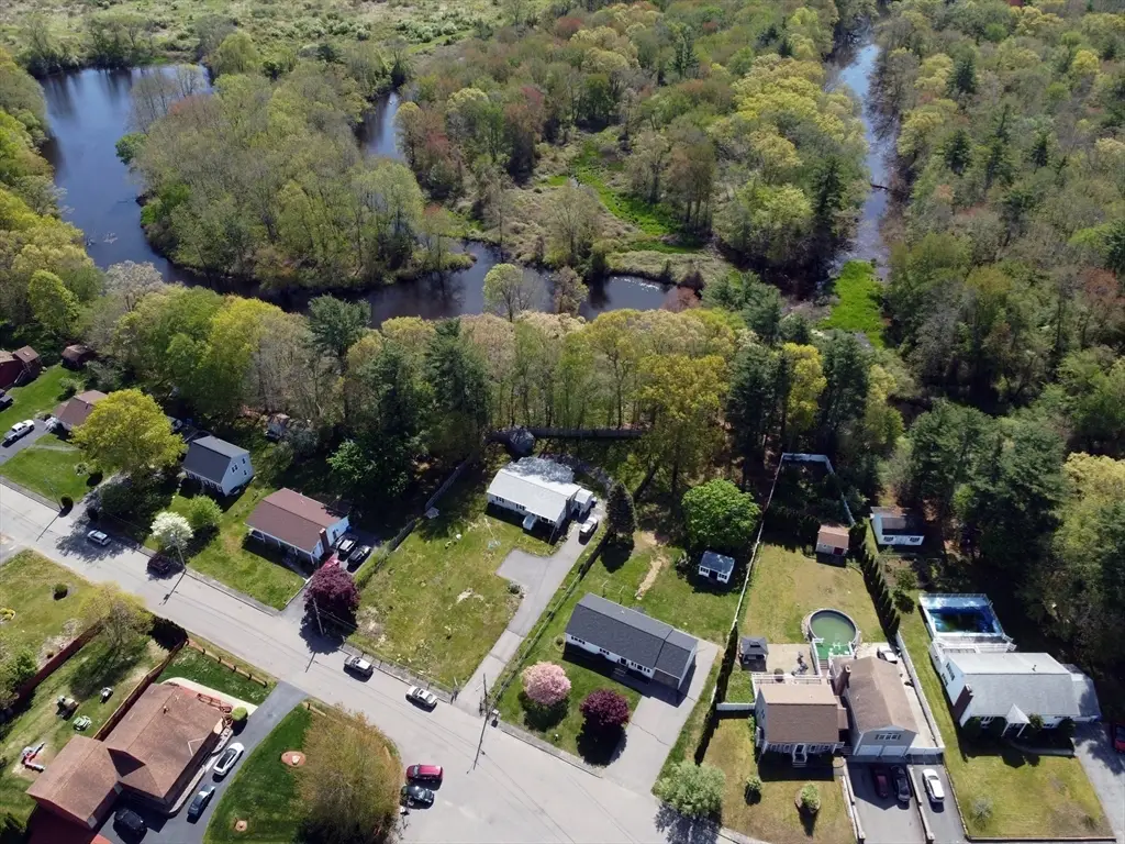 240 Paul Revere Terrrace #Waterfront, Taunton, MA 02780 - #1