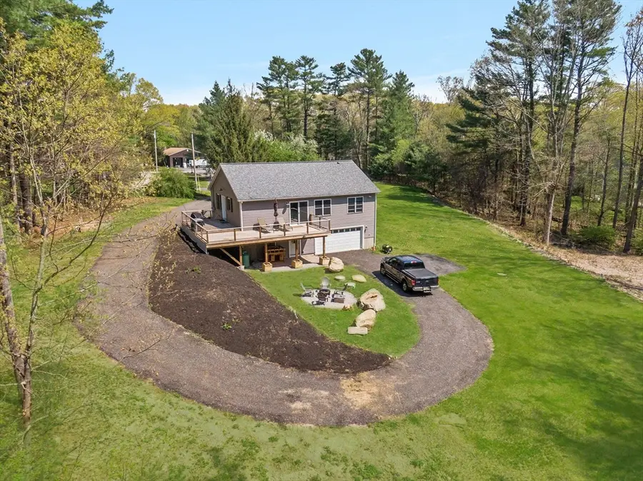 43 Weeks Hill Rd, Coventry, RI 02827 - #3