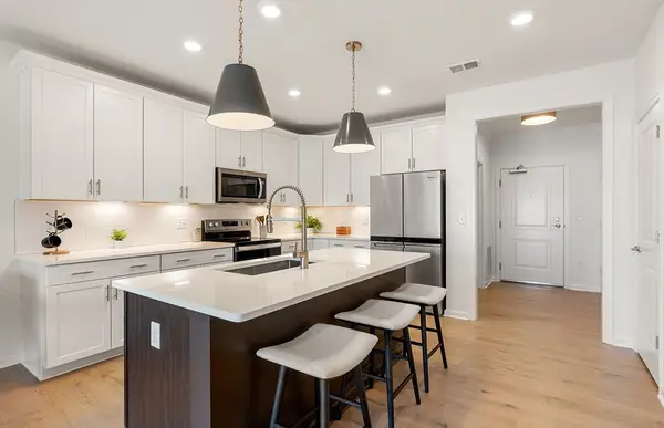 5 Peters Farm Way #5102, Westborough, MA 01581