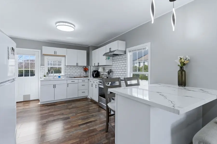42 Fay St, Seekonk, MA 02771 - #3