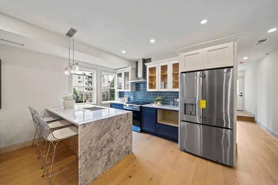 273 Havre #4, Boston, MA 02128 - #3