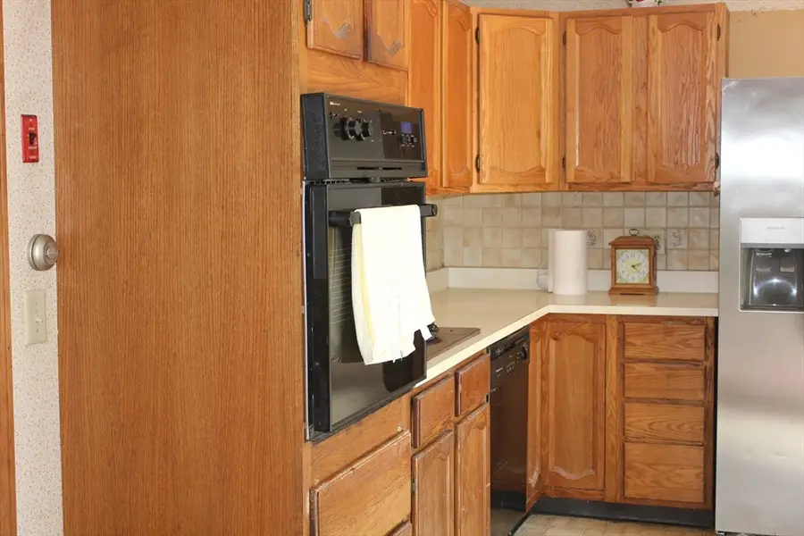 39 Division St, Attleboro, MA 02703 - #3
