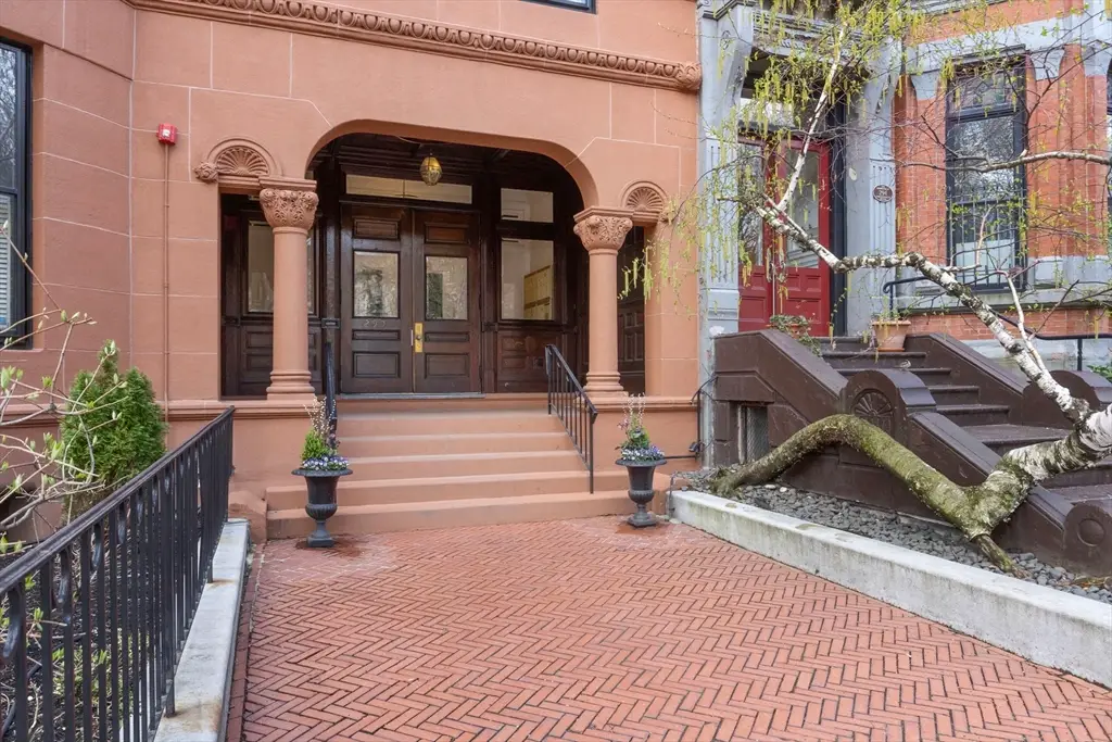290 Commonwealth Ave #4, Boston, MA 02115 - #1