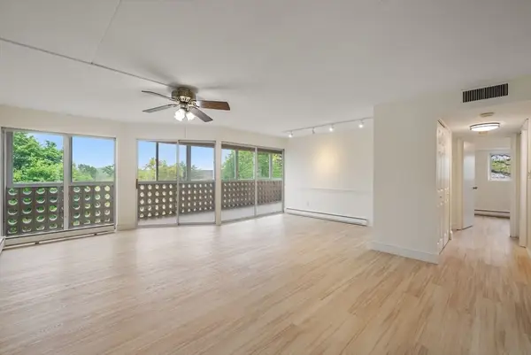53 Melrose St #5H, Melrose, MA 02176
