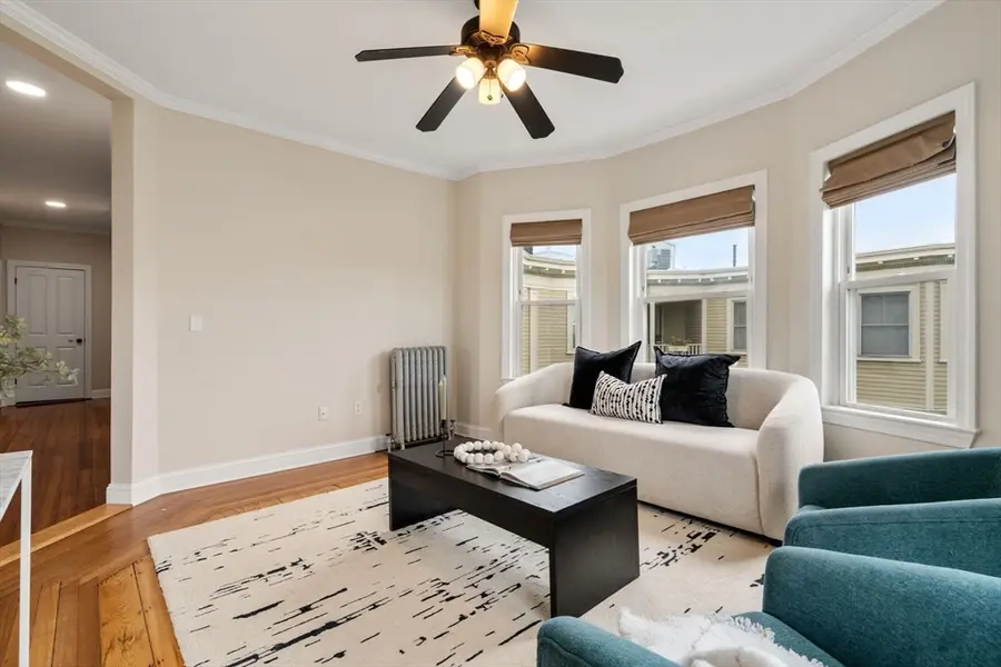 14 Linden St #7, Brookline, MA 02445 - #2