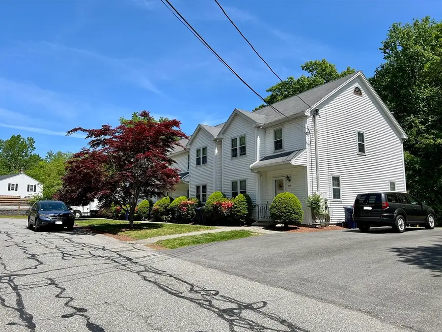 71 Brook St, Dracut, MA 01826 - #3