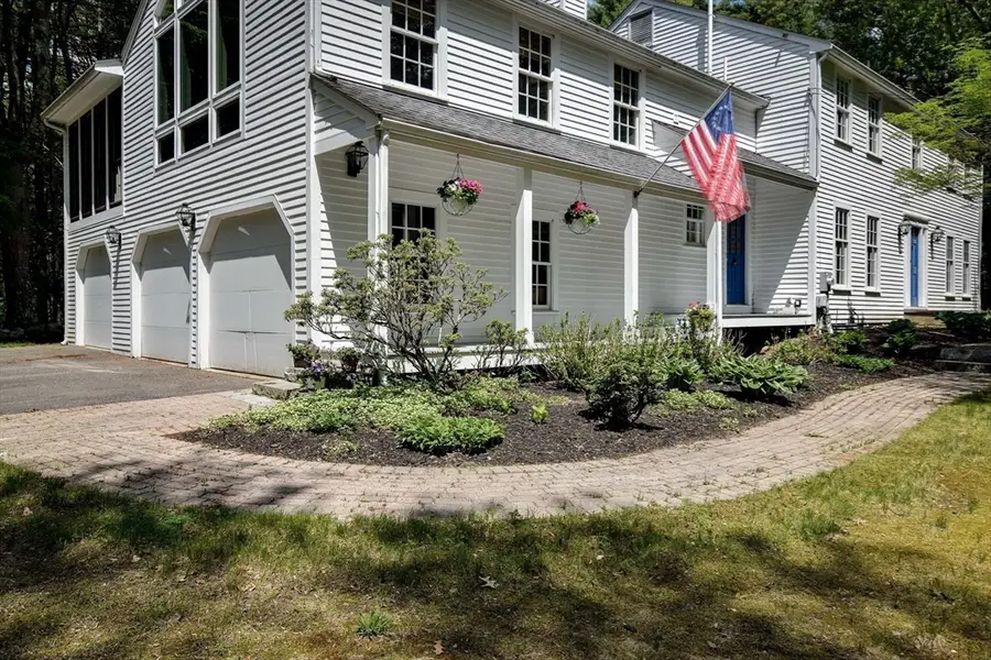 114 Hunters Ridge Rd, Concord, MA 01742 - #3