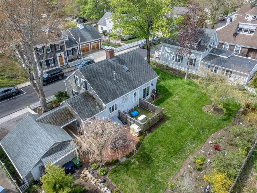 31 Main St, Marion, MA 02738 - #3