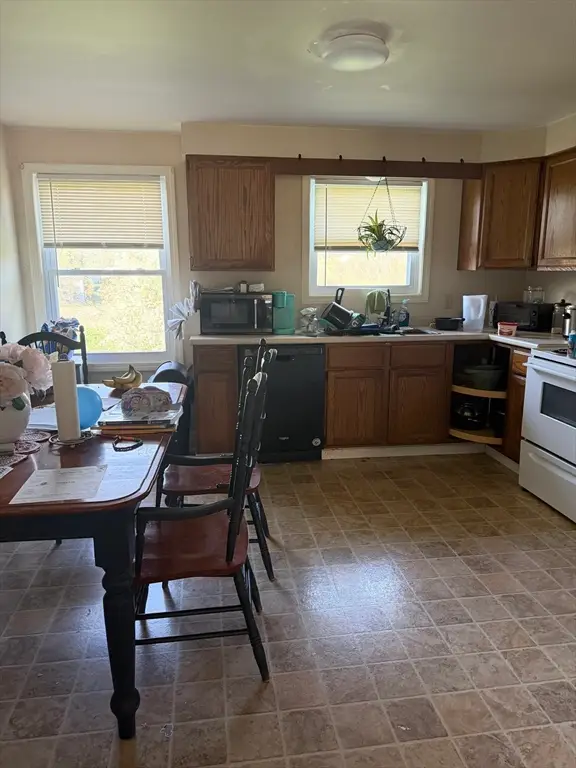 17 Bixby #5, Spencer, MA 01562 - #1