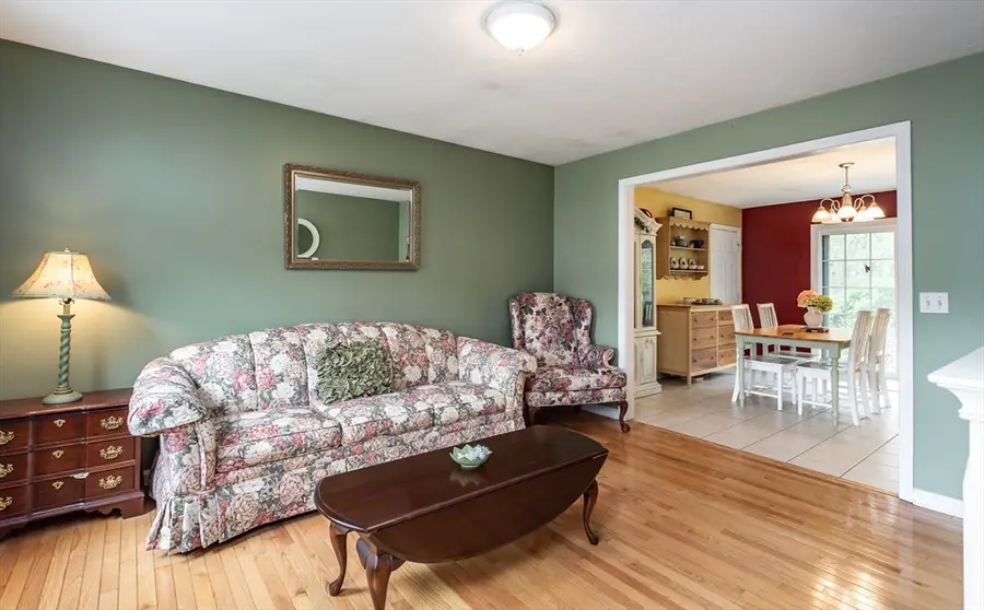 11 Woods Edge #11, Lakeville, MA 02347 - #3