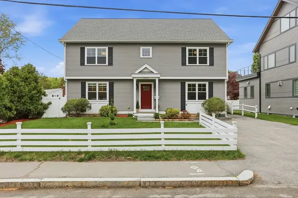 242 Pleasant St, Melrose, MA 02176