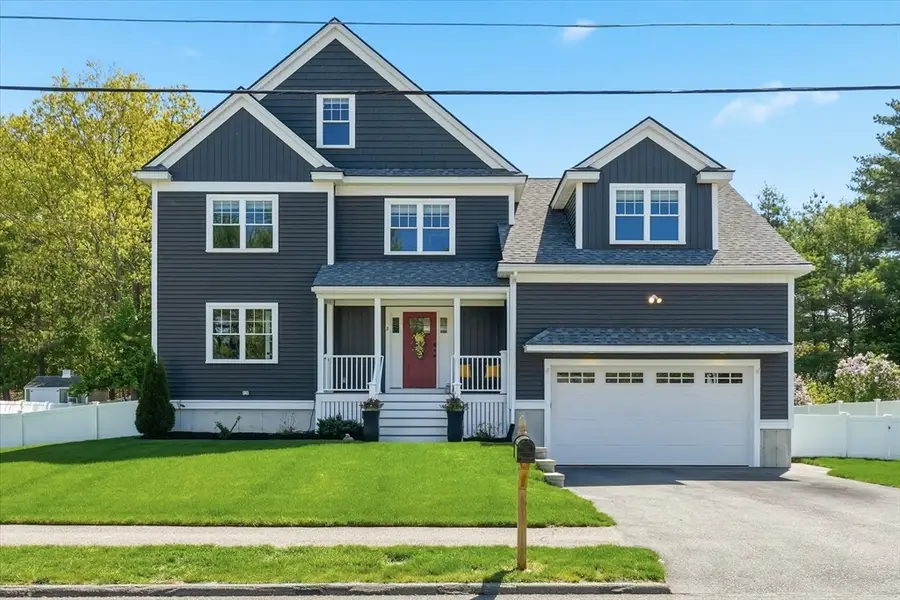 8 Edgewood Rd, Middleton, MA 01949 - #3