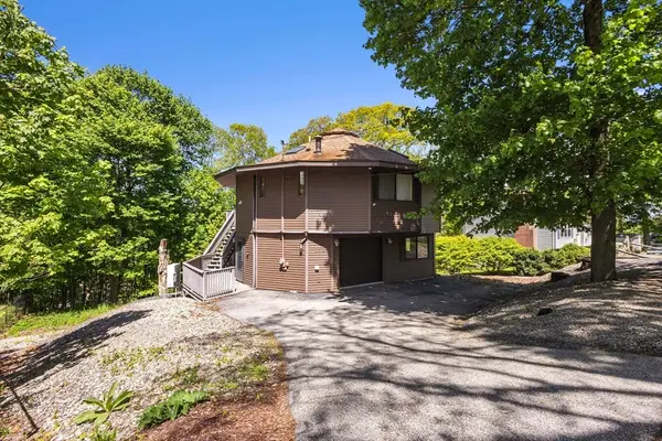150 Hampton St, Auburn, MA 01501