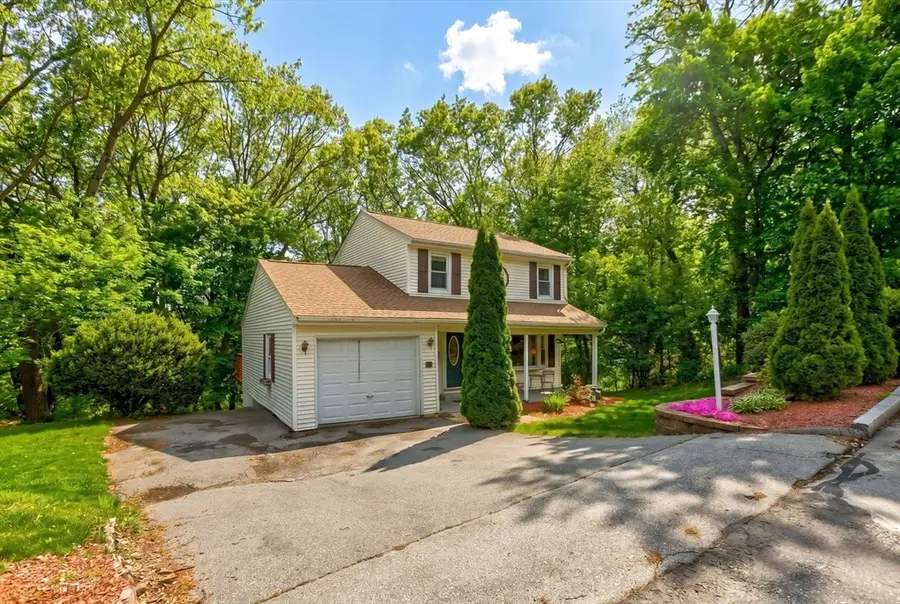 48 Westview Rd, Worcester, MA 01602 - #2