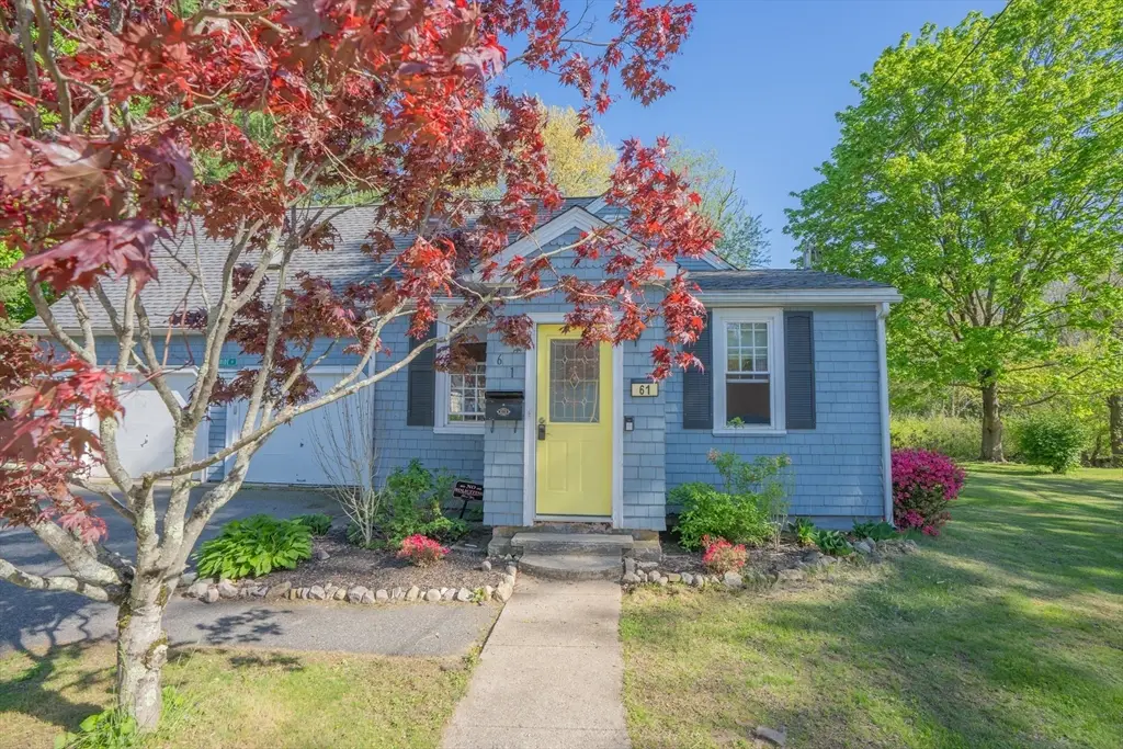 61 Pine Grove Avenue, Bellingham, MA 02019 - #1