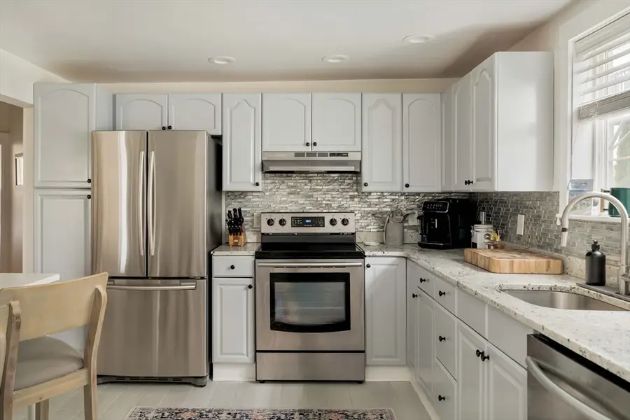 3 Heath St #2, Somerville, MA 02145 - #3