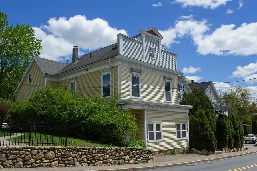 9-11 Maple St, Spencer, MA 01562 - #2