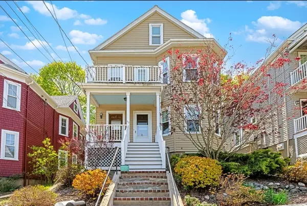 40 Tanager St, Arlington, MA 02476