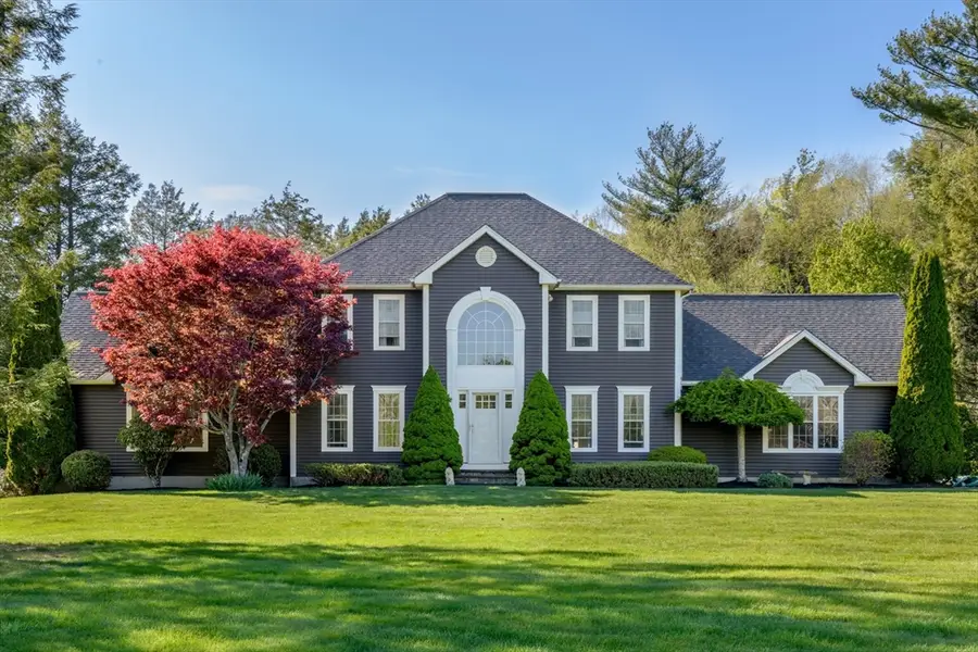 27 Vista Circle, Rutland, MA 01543 - #2