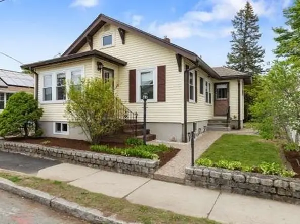 17 Ames St, Beverly, MA 01915 - #1
