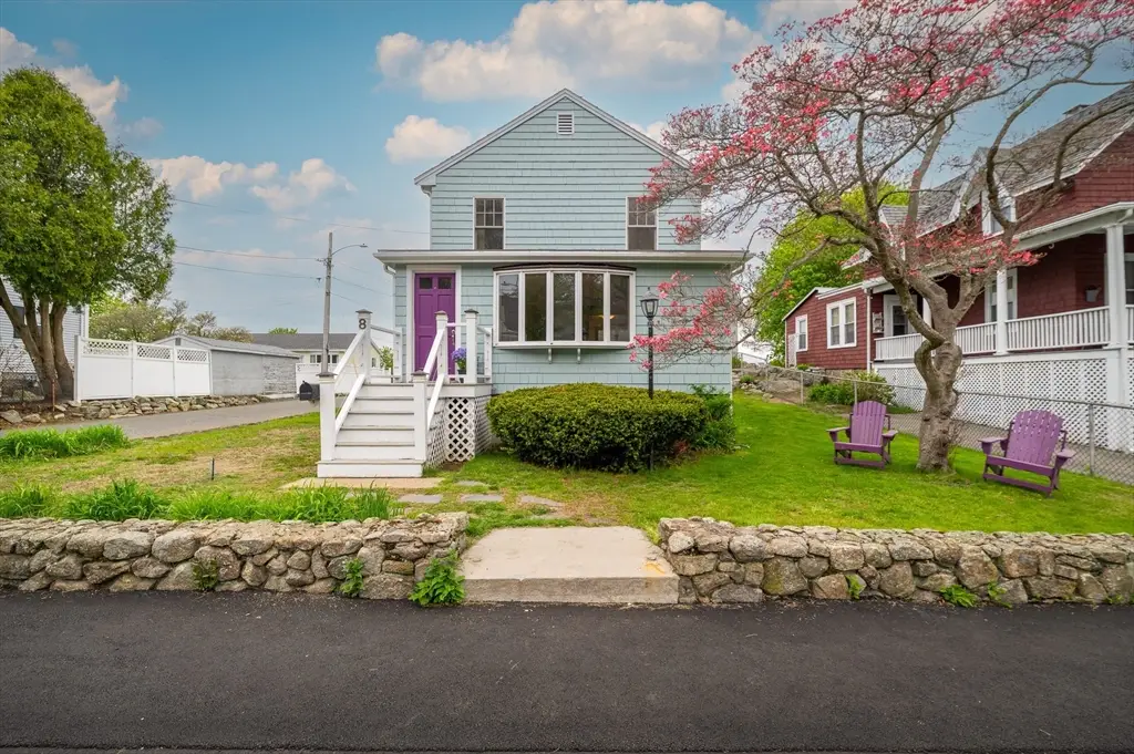 8 Blake Ct, Gloucester, MA 01930 - #1