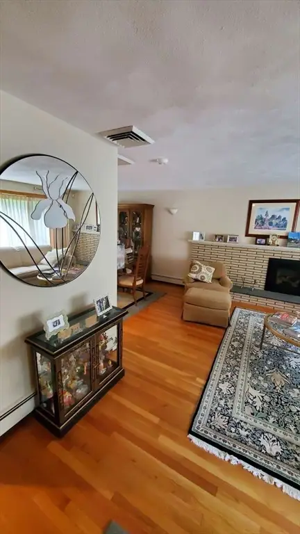 21 Biscayne Ave, Saugus, MA 01906 - #3