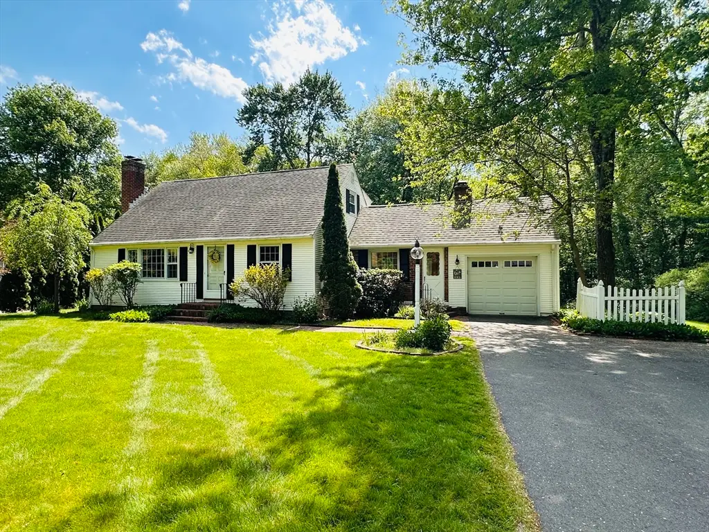 1193 Amostown Rd, West Springfield, MA 01089 - #1