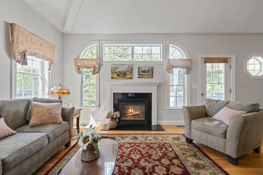 37 Rockville Mdws #37, Millis, MA 02054 - #3