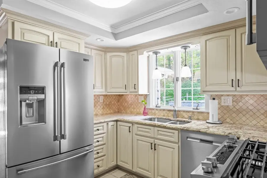 20 Winter St, Merrimac, MA 01860 - #3