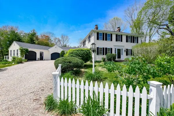 595 New Bedford Road, Rochester, MA 02770