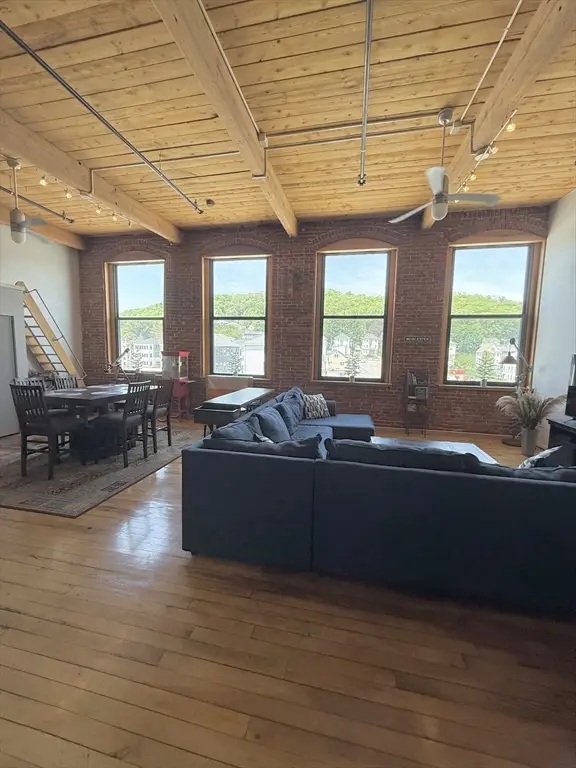 1 Envelope Ter #309, Worcester, MA 01604
