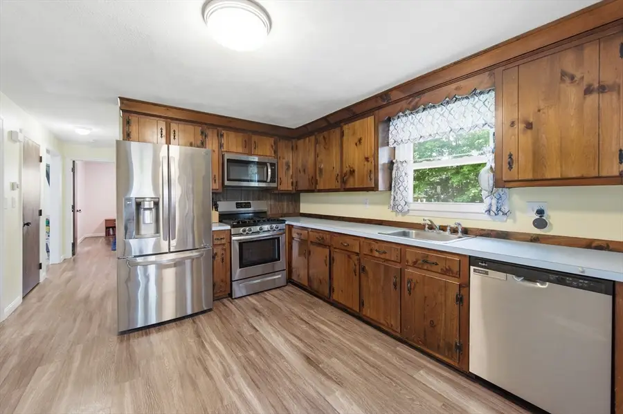 12 Allen St, Dracut, MA 01826 - #3