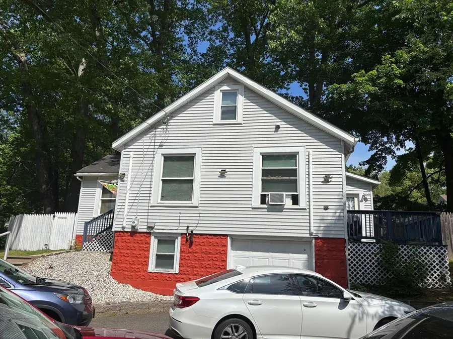 139 Tiffany St, Springfield, MA 01108 - #3