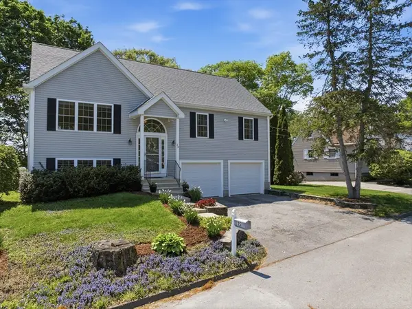 15 Primrose Street, Worcester, MA 01604