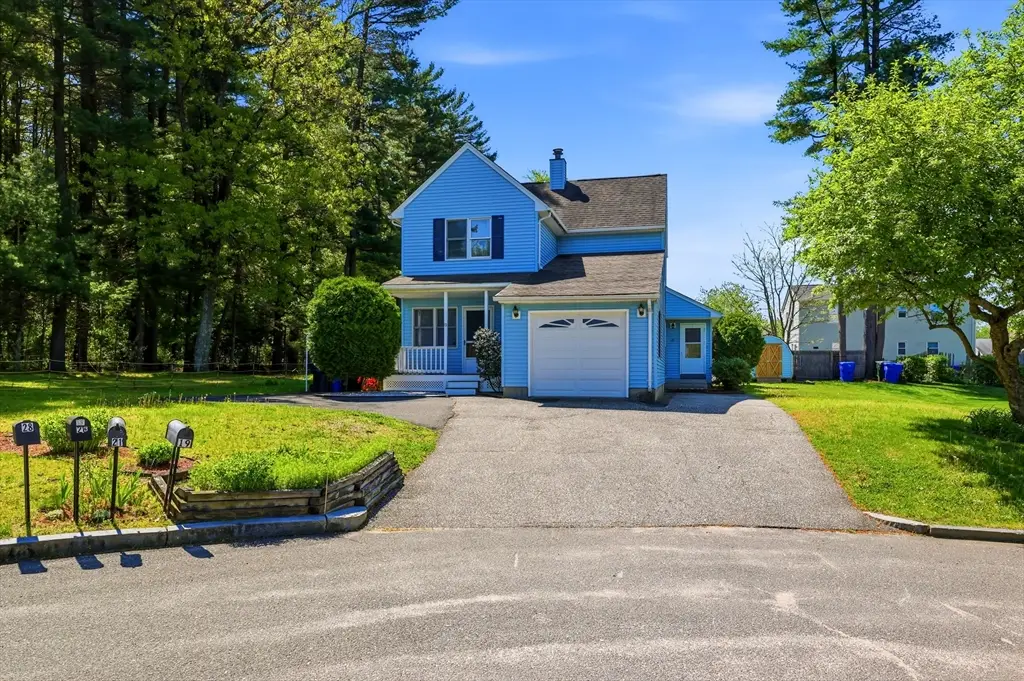 19-21 Wedgewood Cir, Springfield, MA 01129 - #1
