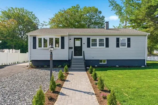 60 Pond Ln, Randolph, MA 02368