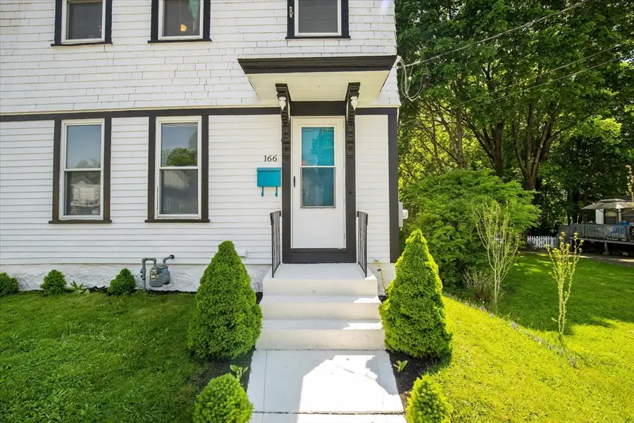 166 Center Avenue, Middleboro, MA 02346 - #2