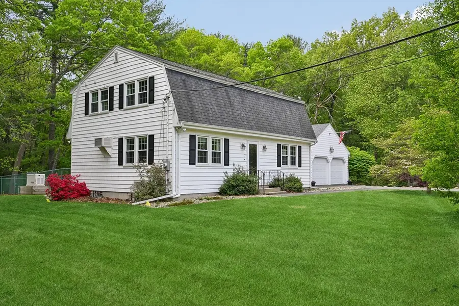 7 Farrwood Dr, Andover, MA 01810 - #3