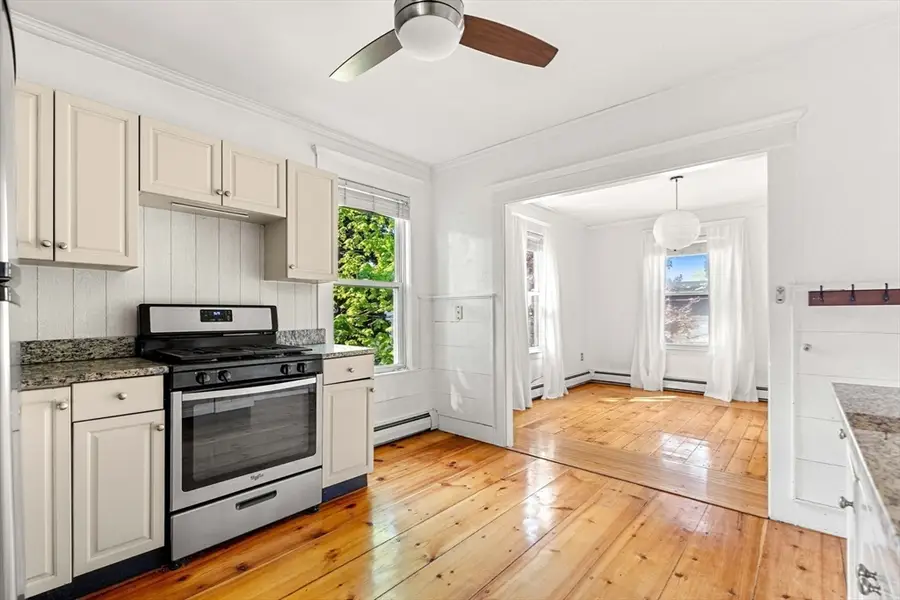 7 Winter St #D, Amesbury, MA 01913 - #3