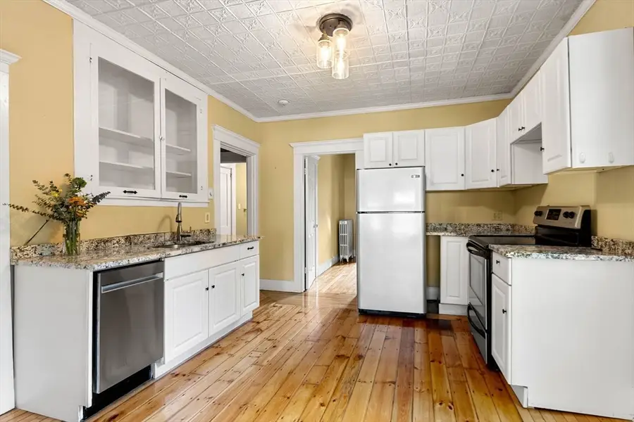7 Winter St #B, Amesbury, MA 01913 - #3