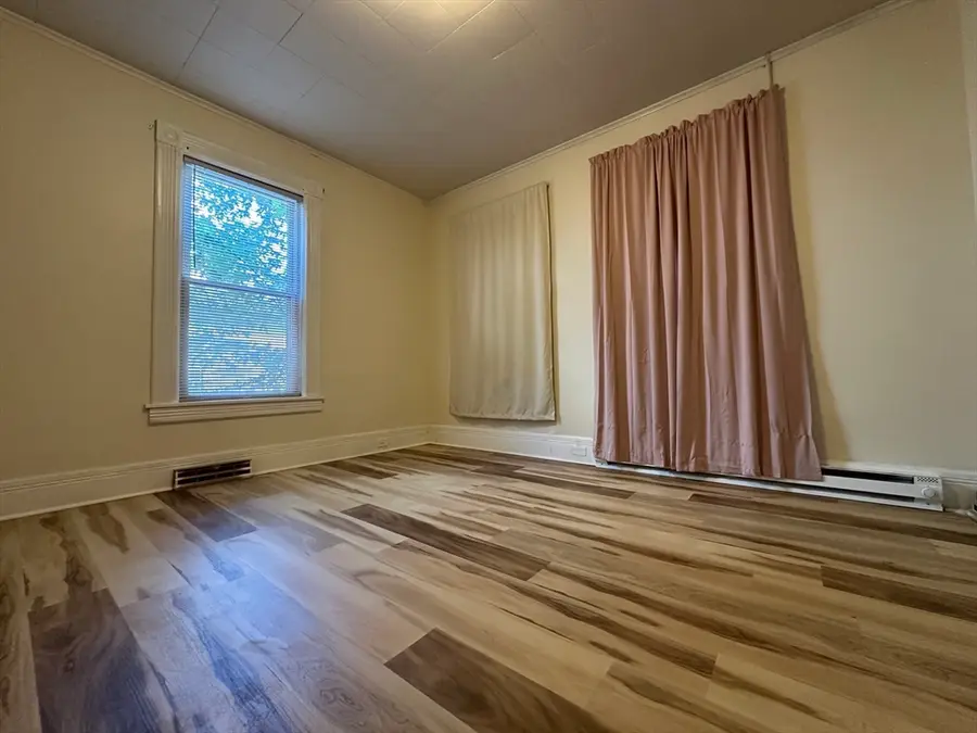 26 Hebron Street, Springfield, MA 01107 - #3