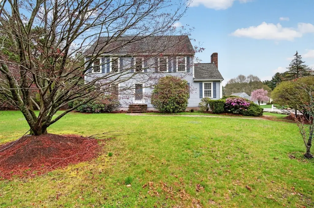10 Olympic Ln, North Andover, MA 01845 - #1