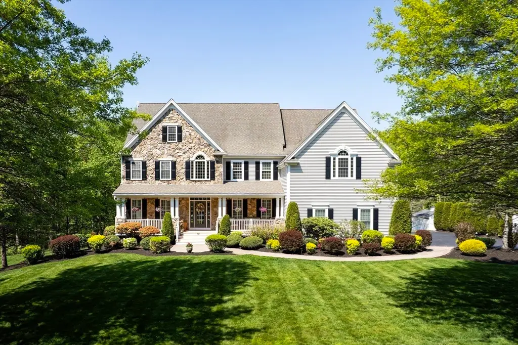14 Oak Street, Hopkinton, MA 01748 - #1