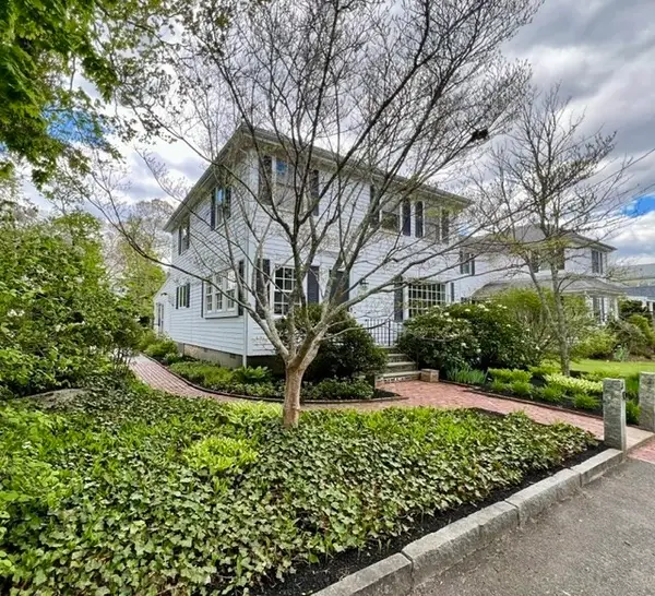 102 Main Street, Marion, MA 02738