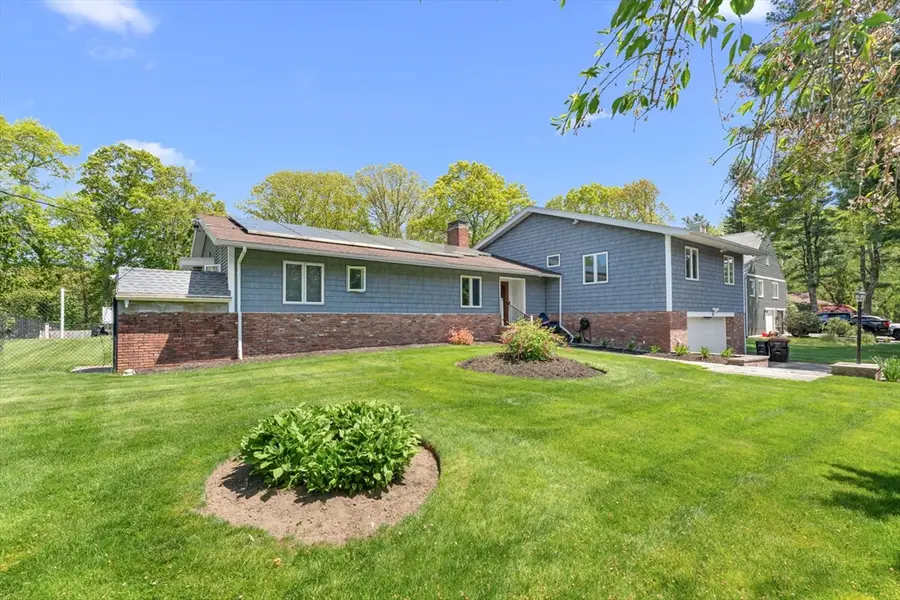 59 Briarcliff Rd, Brockton, MA 02301 - #2