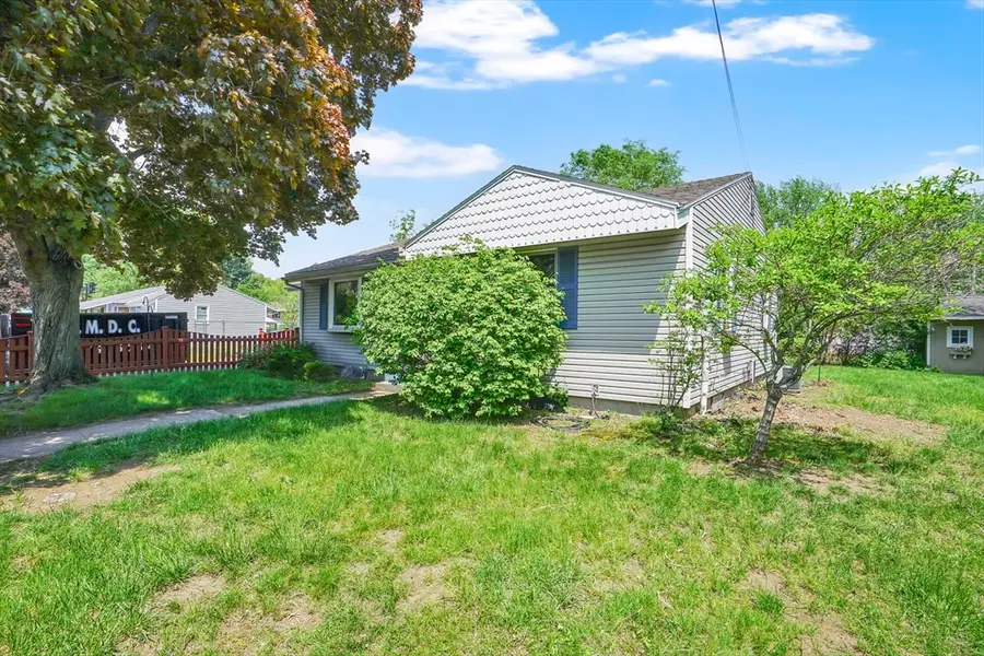 57 Tavistock St, Springfield, MA 01119 - #3
