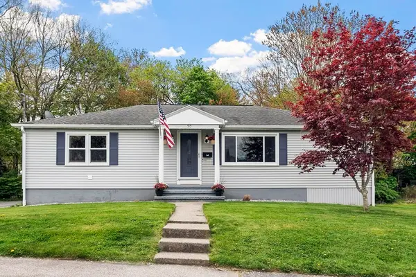 50 1st St, Webster, MA 01570