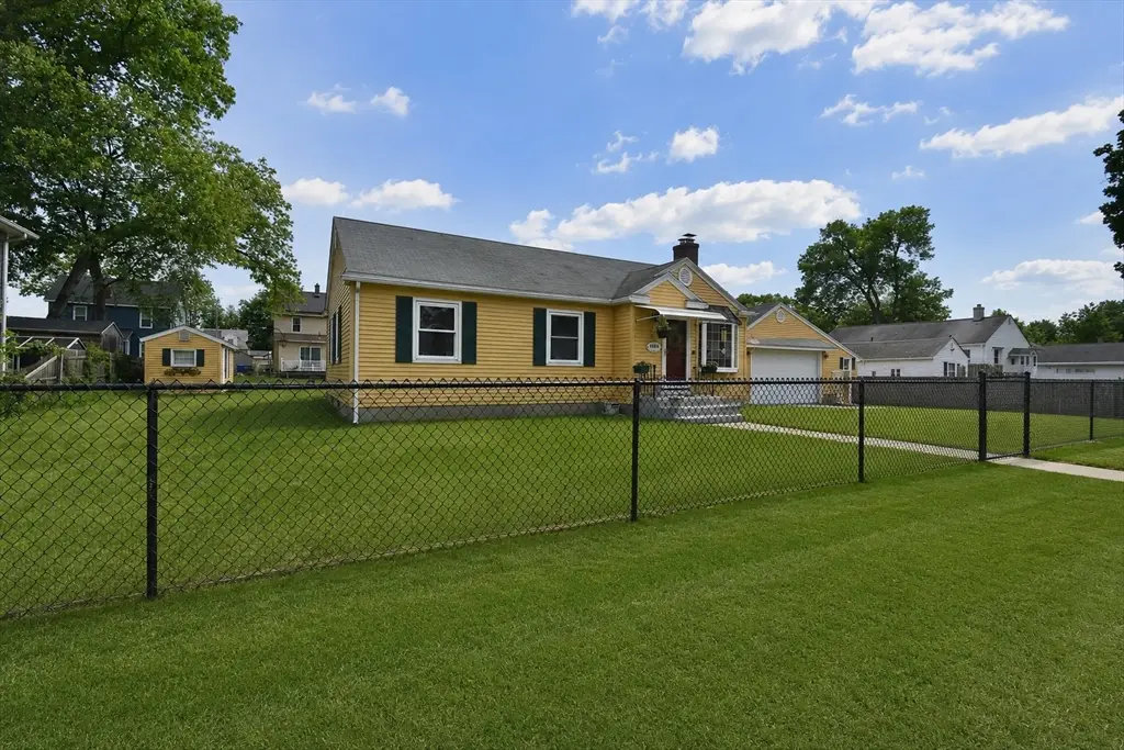 181 Merrimac Ave, Springfield, MA 01104 - #1